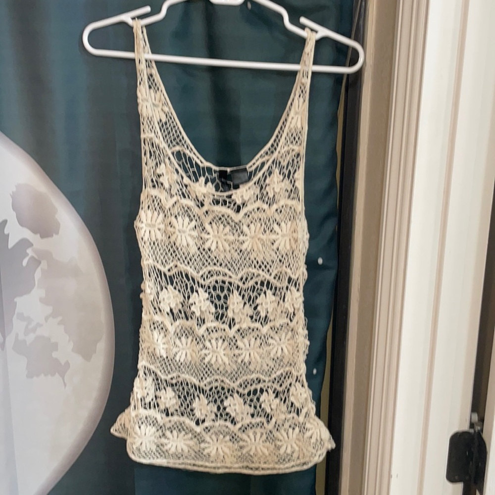 Lace style long tank/coverup!💫